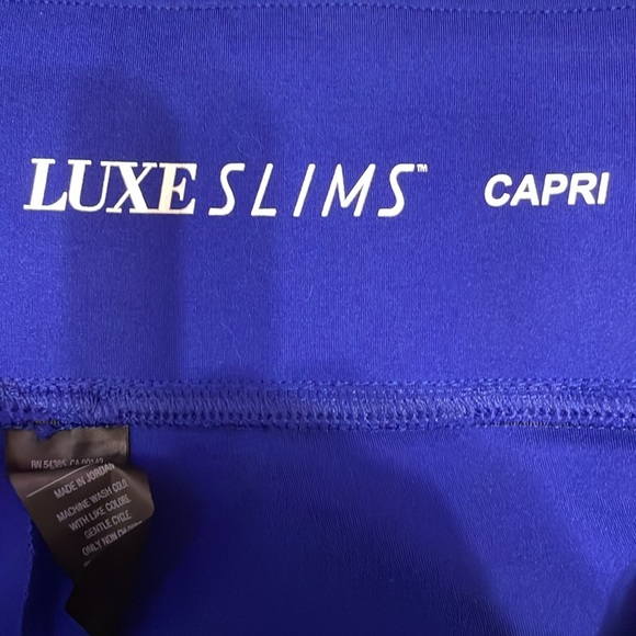 LUXE SLIMS 2x Plus Slim Blue Capri design on ankle like new  size 20 / 22 - Picture 9 of 11